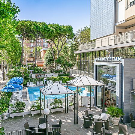 Hotel Metropolitan Белариа-Игеа Марина Екстериор снимка